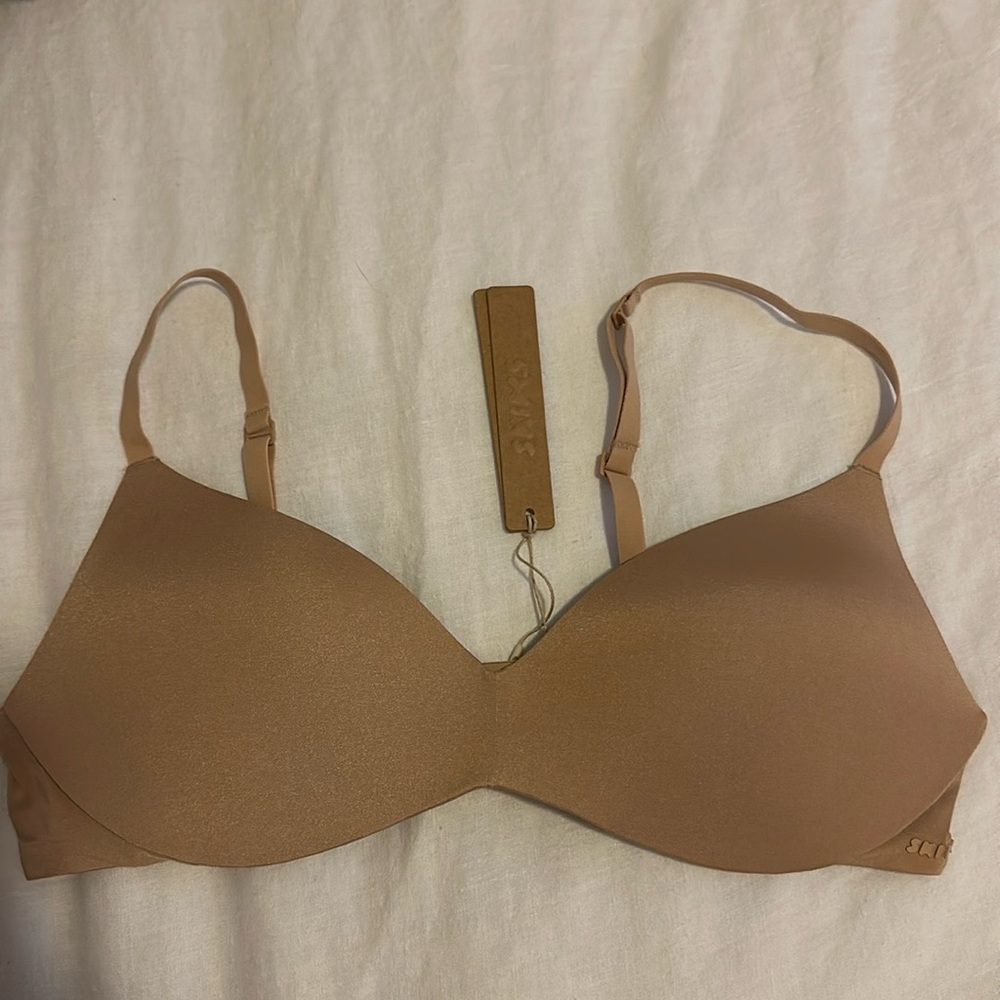 Brand New Skims Push Up Plunge Bra